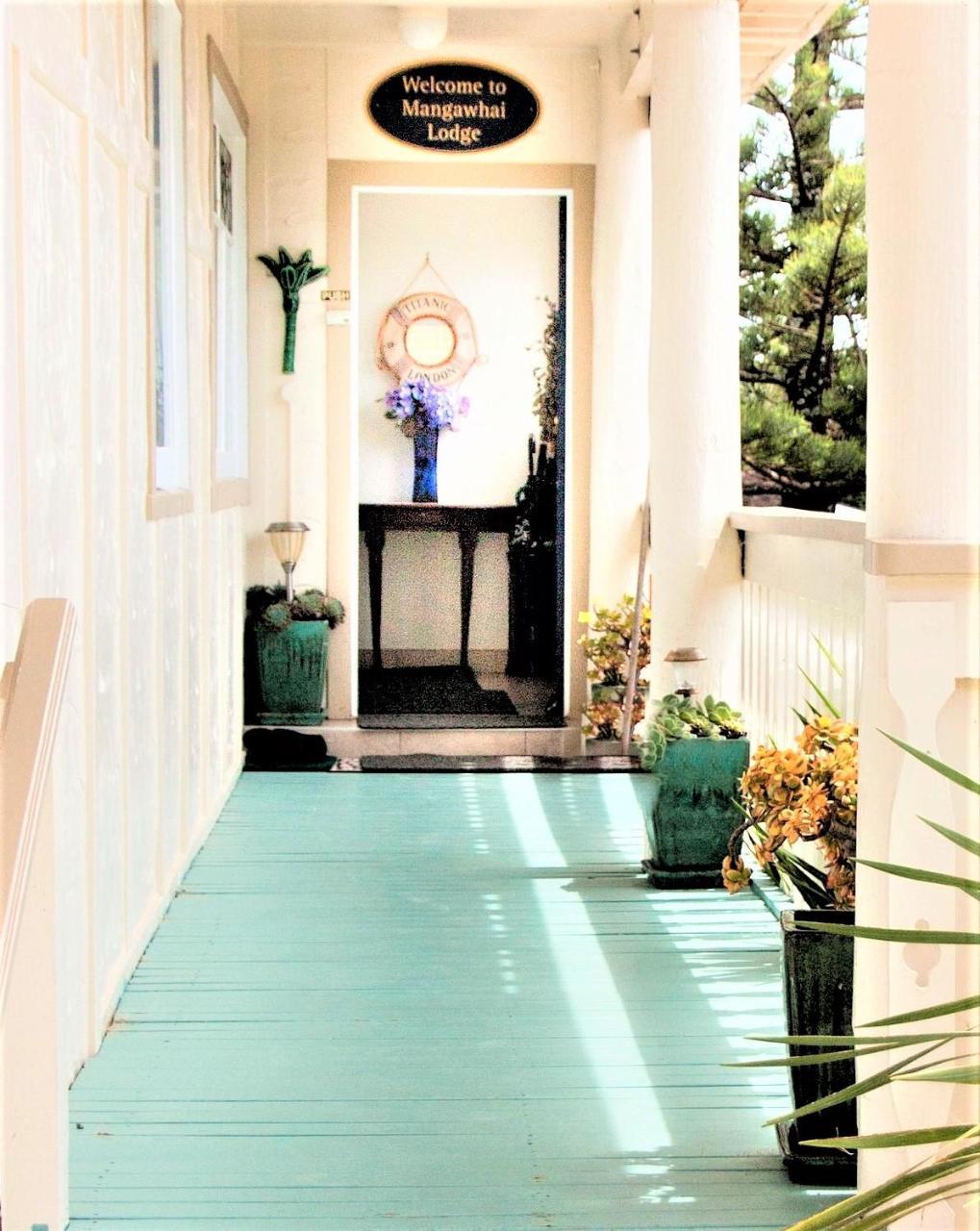 Mangawhai Lodge エクステリア 写真
